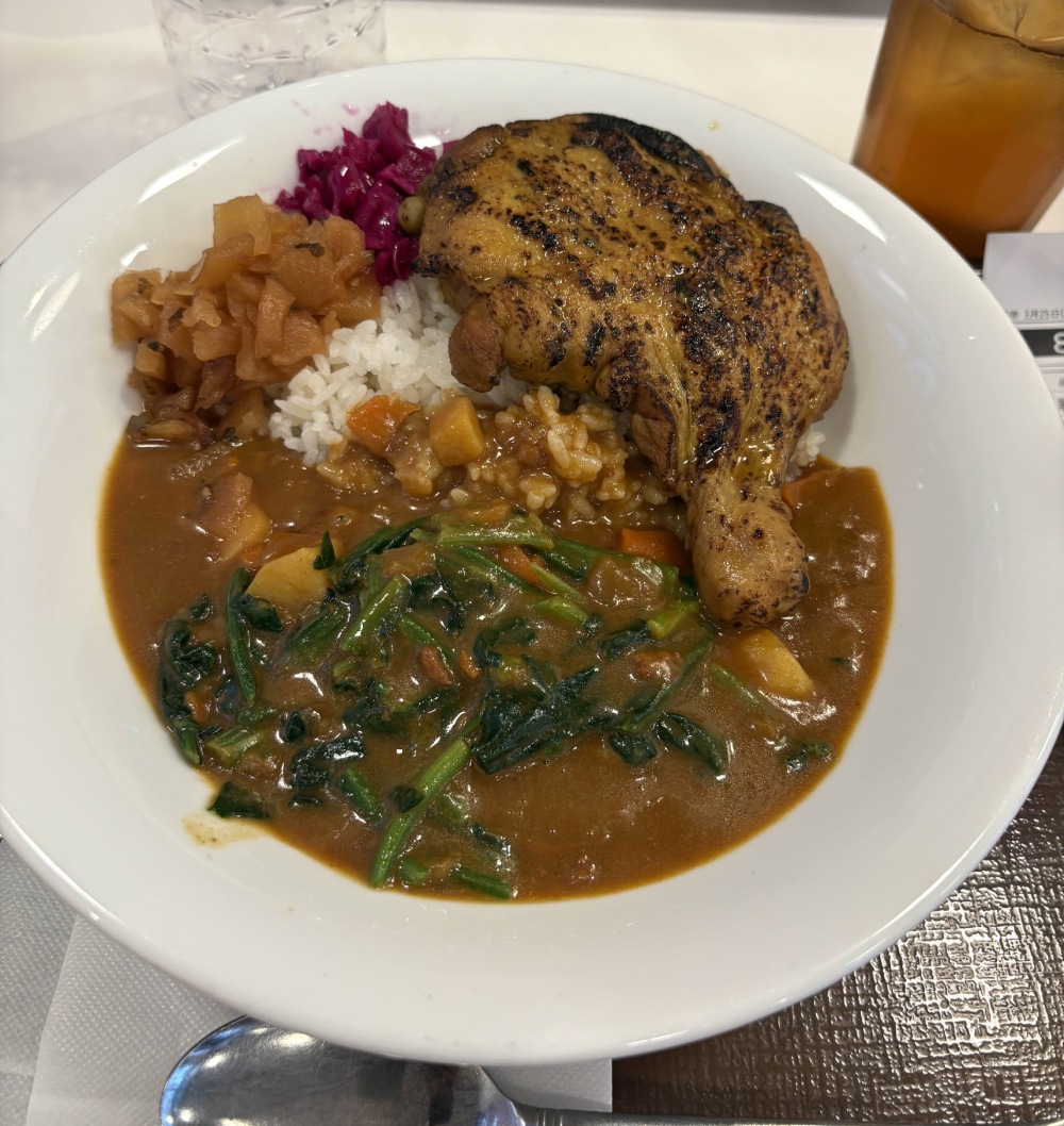 Japanese curry with chicken and spinach